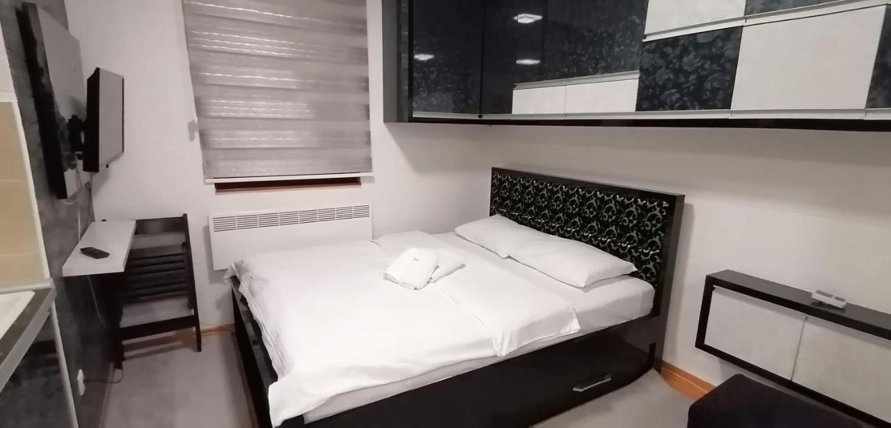 Apartman De Lux ซลาตีบอร์ ภายนอก รูปภาพ